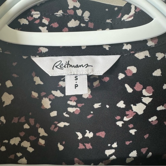 Buttoned Down Long Sleeve Crepe Blouse Size Small - Picture 5 of 9